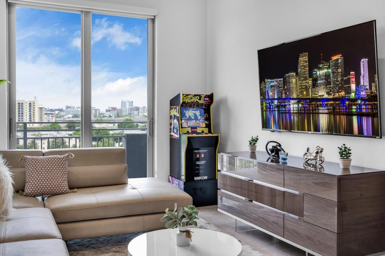 Urban Escape 3 Bed Unit Near Brickell And Wynwood Apartment Miami Exterior photo
